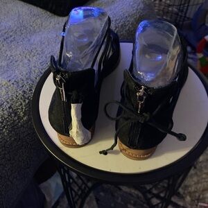 Vince Camuto Black Sandals with Tan Sole